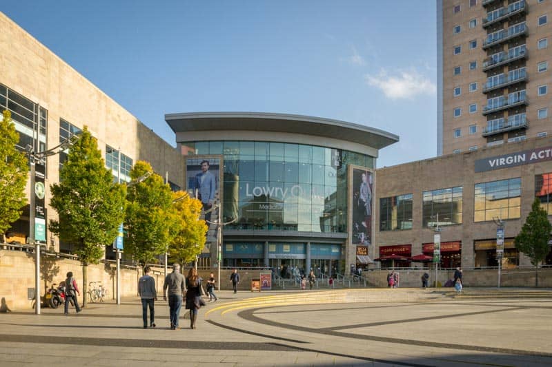 The Lowry Outlet - Metro